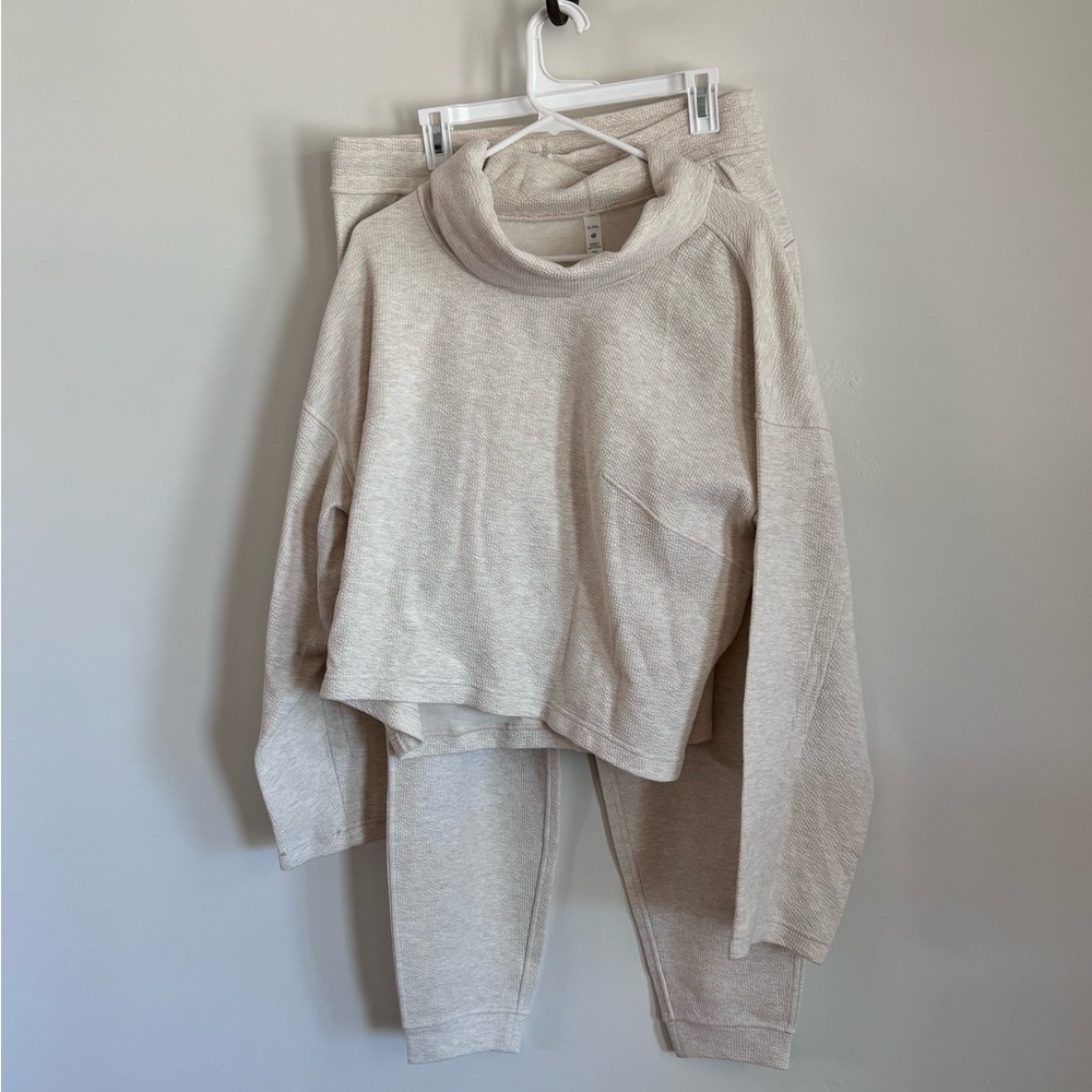 Lululemon Textured 2 Piece Sweater Set